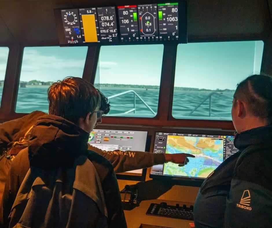 Découverte des métiers de la mer : une journée immersive pour les collégiens du Finistère au lycée maritime du Guilvinec